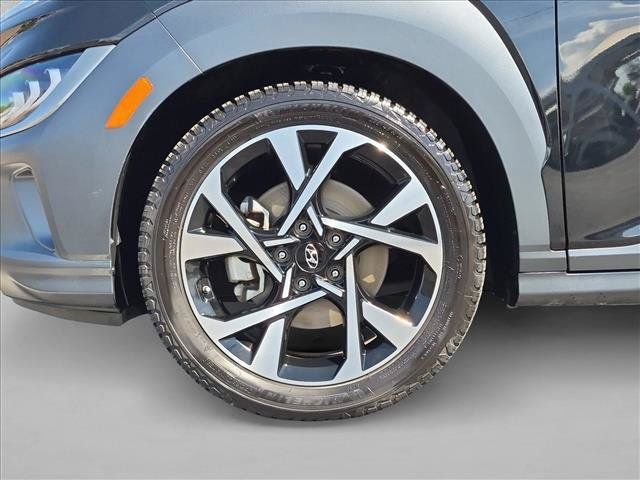 Used 2023 Hyundai Kona Limited AWD/4WD image 24