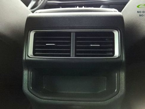 Used 2026 Volkswagen Atlas Cross Sport SE AWD/4WD image 55