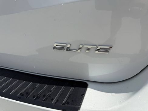 Used 2026 Honda Odyssey Elite image 12