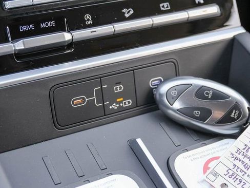 New 2026 Hyundai Santa Fe SE image 19