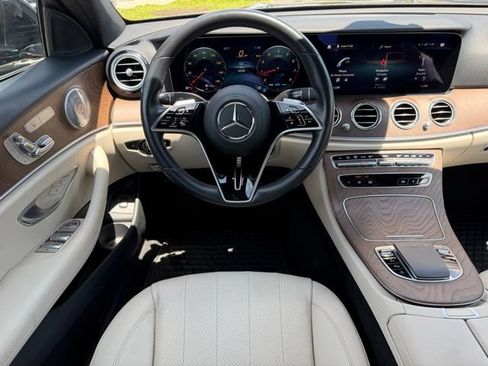 Used 2023 Mercedes-Benz E 450 4MATIC Sedan image 11