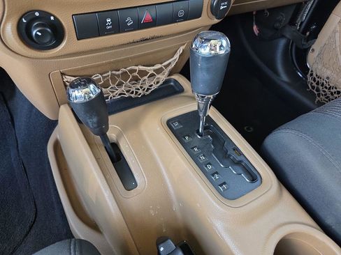 Used 2011 Jeep Wrangler Unlimited Sahara w/ Dual Top Group image 10