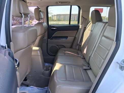 Used 2012 Jeep Patriot Limited w/ Sun/Sound Group FWD image 14