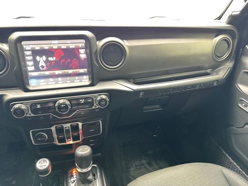 Used 2023 Jeep Wrangler Unlimited image 55