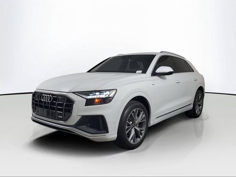 Used 2021 Audi Q8 Premium Plus w/ Premium Plus Package AWD/4WD image 3