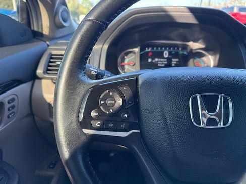 Used 2019 Honda Pilot Touring image 14