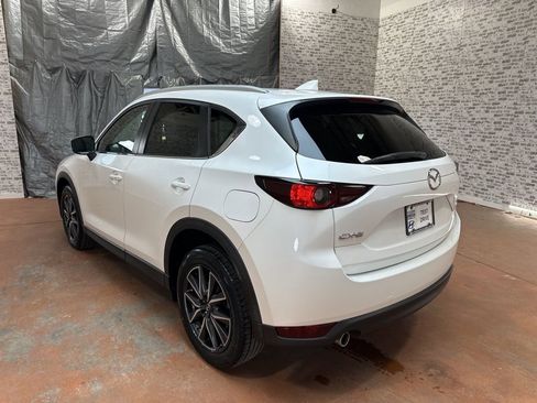 Used 2018 MAZDA CX-5 Touring image 5