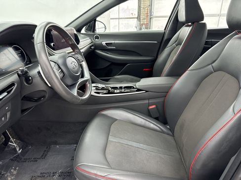 Used 2023 Hyundai Sonata SEL Plus image 11
