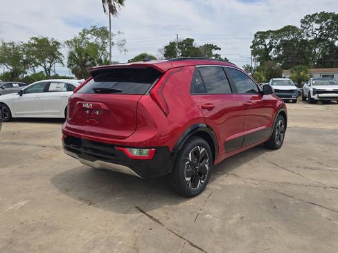New 2026 Kia Niro Wind FWD image 7