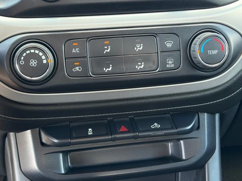 Used 2016 GMC Canyon SLE RWD image 25