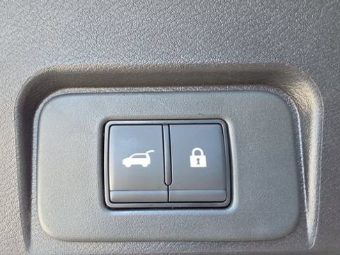 Used 2026 Nissan Rogue SV w/ Cold Weather Package AWD/4WD image 16