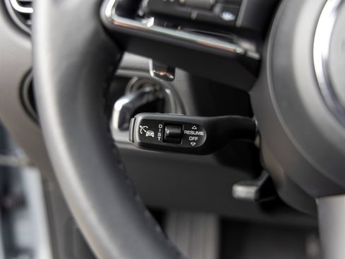 Certified 2026 Porsche Macan AWD/4WD image 38