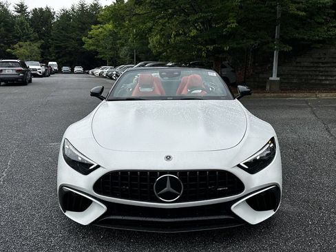 Certified 2022 Mercedes-Benz SL 63 AMG 4MATIC image 3