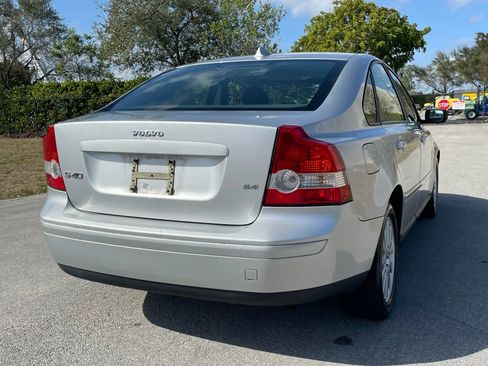 Used 2005 Volvo S40 2.4i image 8