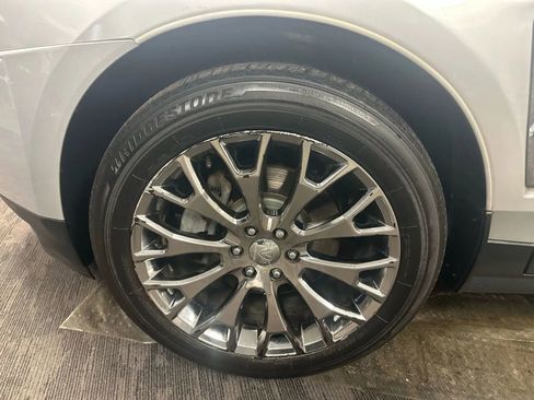 Used 2015 Cadillac SRX Luxury w/ Driver Awareness Package image 12