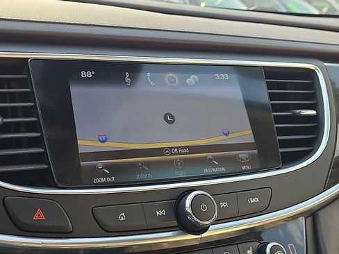 Used 2017 Buick LaCrosse Premium image 14