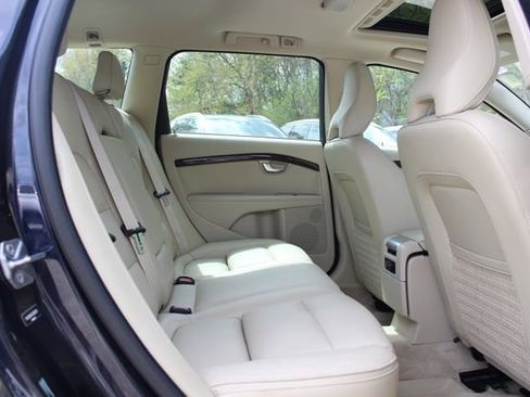 Used 2016 Volvo XC70 T5 Premier w/ Proximity Package AWD/4WD image 16