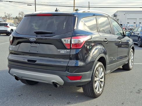 Used 2018 Ford Escape Titanium image 6