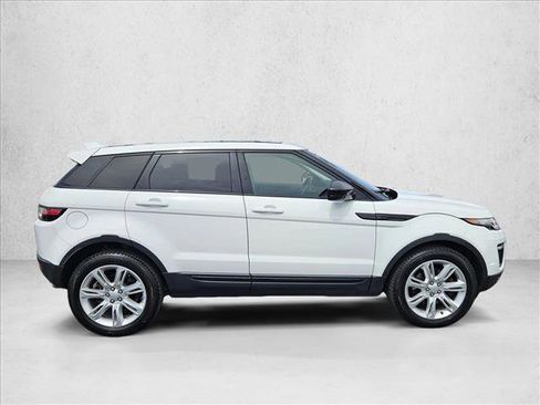 Used 2019 Land Rover Range Rover Evoque SE Premium AWD/4WD image 4