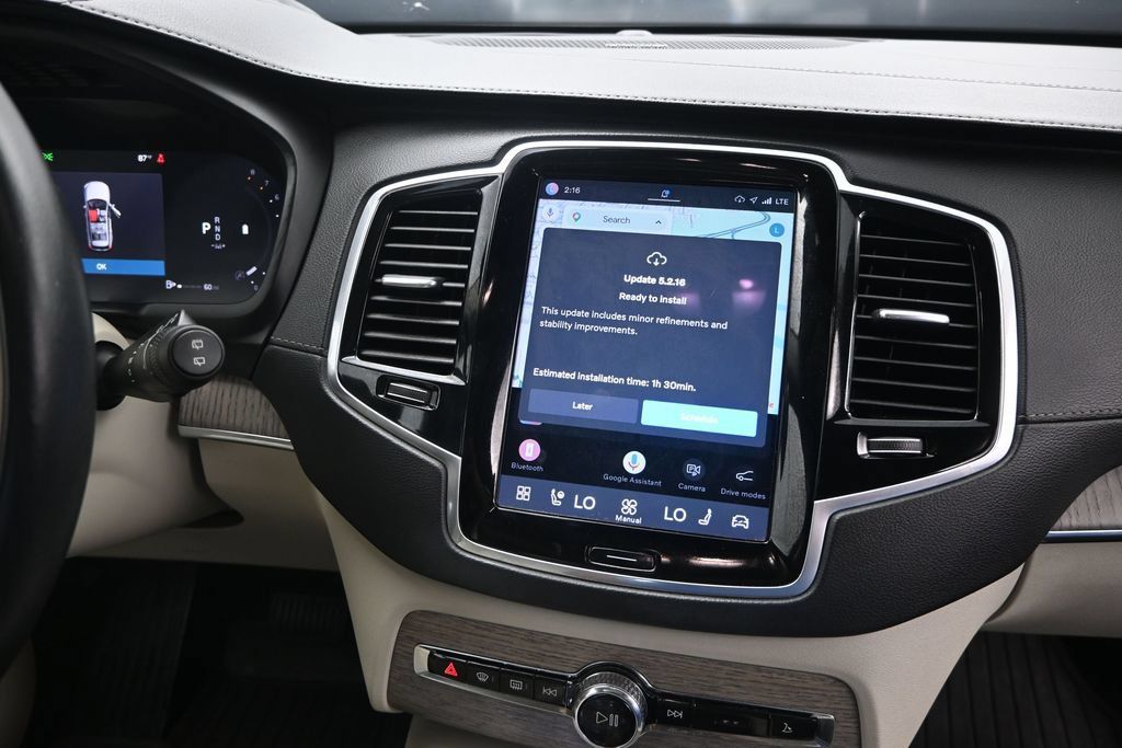Used 2023 Volvo XC90 B6 Ultimate w/ Protection Package Premier AWD/4WD image 28