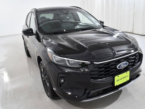 New 2025 Ford Escape ST-Line Elite w/ Premium Technology Package image 4