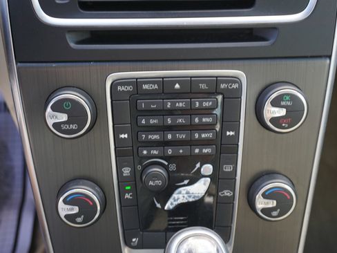 Used 2013 Volvo S60 T5 image 30