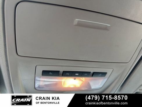 Used 2017 Chevrolet Colorado Z71 w/ Z71 Midnight Edition image 34