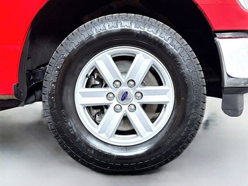 Used 2022 Ford F150 XLT image 48