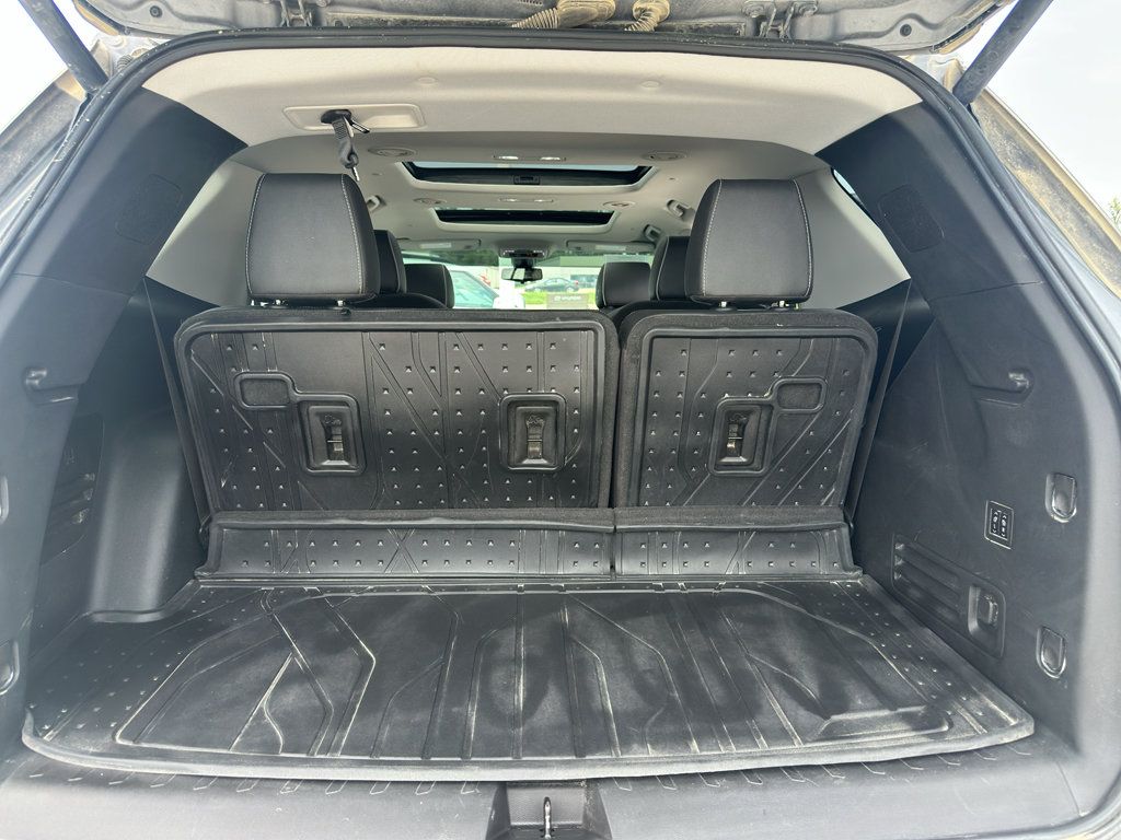 Used 2020 Chevrolet Traverse High Country AWD/4WD image 36