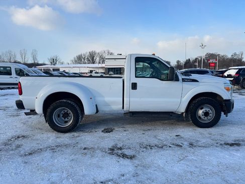 Used 2011 Ford F350 XL w/ Camper Pkg image 6