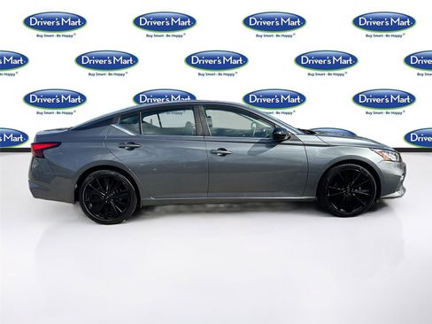 Used 2021 Nissan Altima 2.5 SR image 8