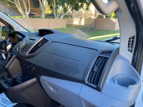 Used 2016 Ford Transit 350 XL image 38