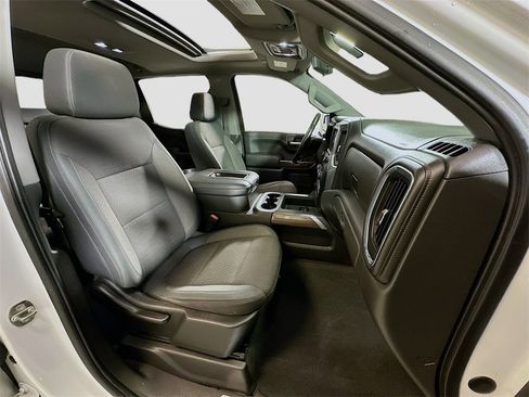 Used 2019 Chevrolet Silverado 1500 LT Trail Boss image 32