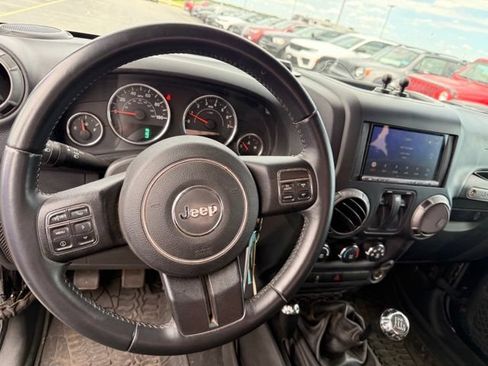 Used 2016 Jeep Wrangler Sport AWD/4WD image 10