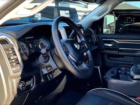 Used 2024 RAM 2500 Laramie w/ Safety Group image 17