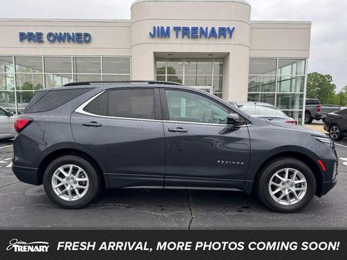 Used 2023 Chevrolet Equinox LT AWD/4WD image 1