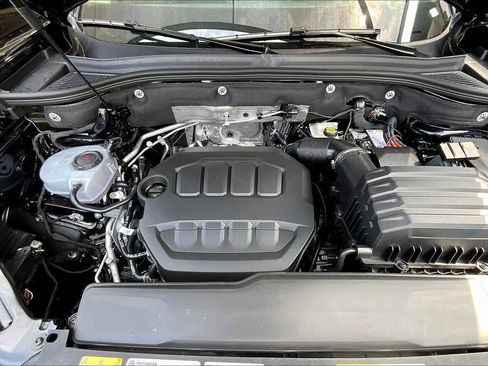 New 2026 Volkswagen Atlas SE FWD image 16