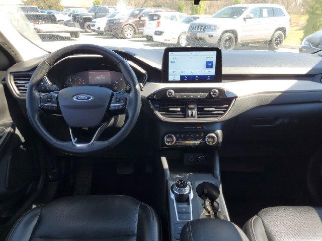 Used 2021 Ford Escape SEL FWD image 30