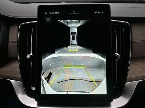 Used 2026 Volvo XC90 B6 Plus w/ Protection Package Premier image 12