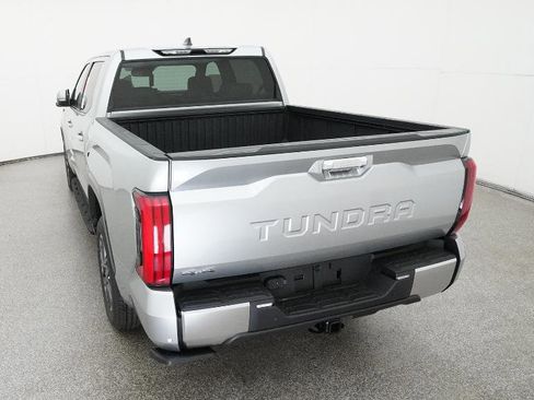 New 2026 Toyota Tundra Limited AWD/4WD image 32