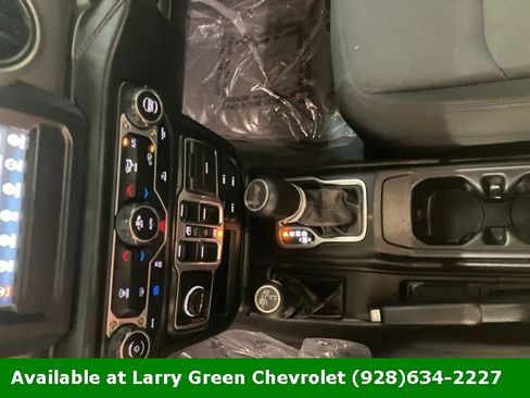 Used 2023 Jeep Wrangler Unlimited image 17