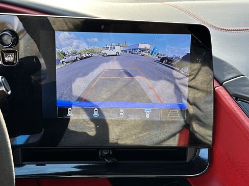 Used 2024 Chevrolet Corvette Stingray Premium Conv w/ Z51 Performance Package image 21