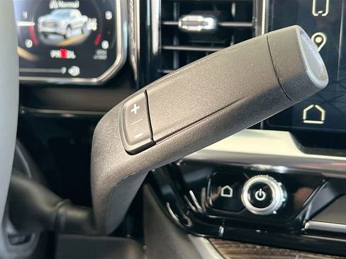 New 2026 GMC Sierra 1500 Elevation image 12
