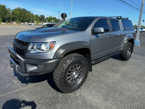 Used 2020 Chevrolet Colorado ZR2 w/ Colorado ZR2 Bison Edition AWD/4WD image 4