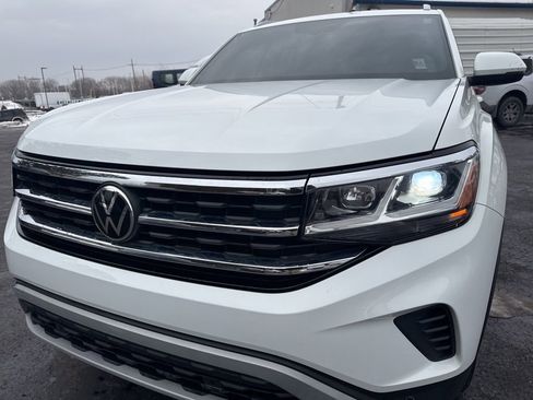 Used 2022 Volkswagen Atlas Cross Sport SE image 51