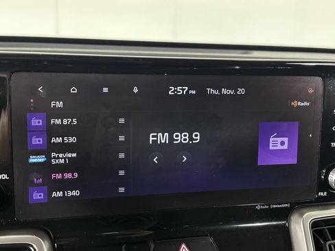 Certified 2023 Kia Sorento S w/ Panoramic Sunroof Package image 19