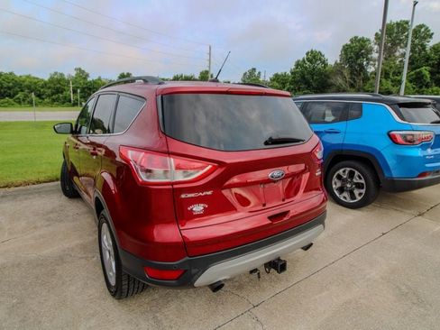Used 2016 Ford Escape SE w/ SE Leather Comfort Package AWD/4WD image 4