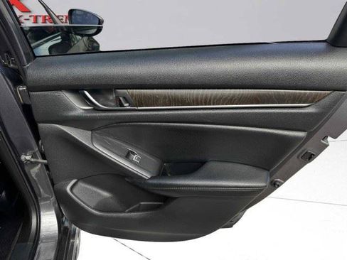 Used 2022 Honda Accord EX-L image 46