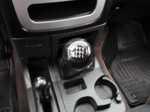 Used 2003 Dodge Ram 2500 Truck SLT image 30