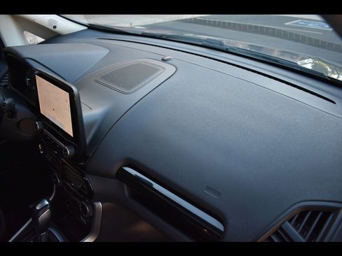 Used 2021 Ford EcoSport Titanium image 37